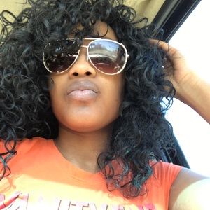 Meet your Posher, Janae