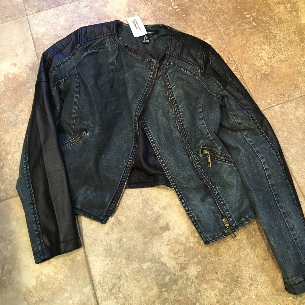 ⚫️Denim Jacket⚫️