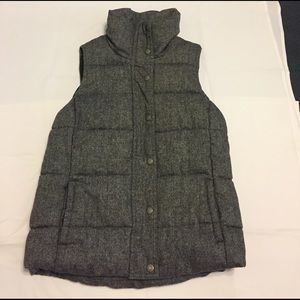 Woman's gray Old Navy vest