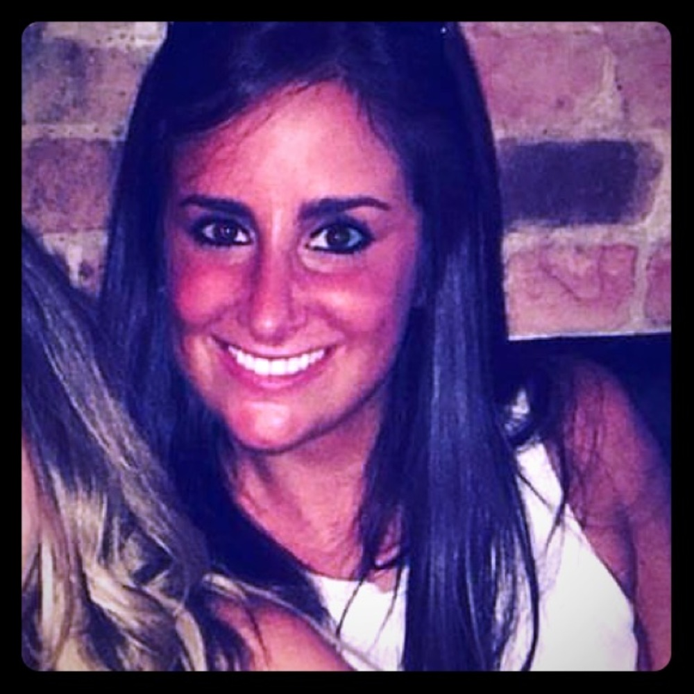 Meet your Posher, Ashley
