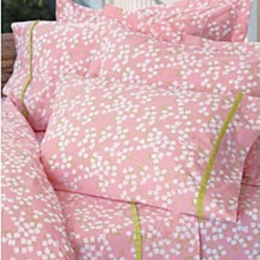 Looking for! king size duvet Lilly of the valley