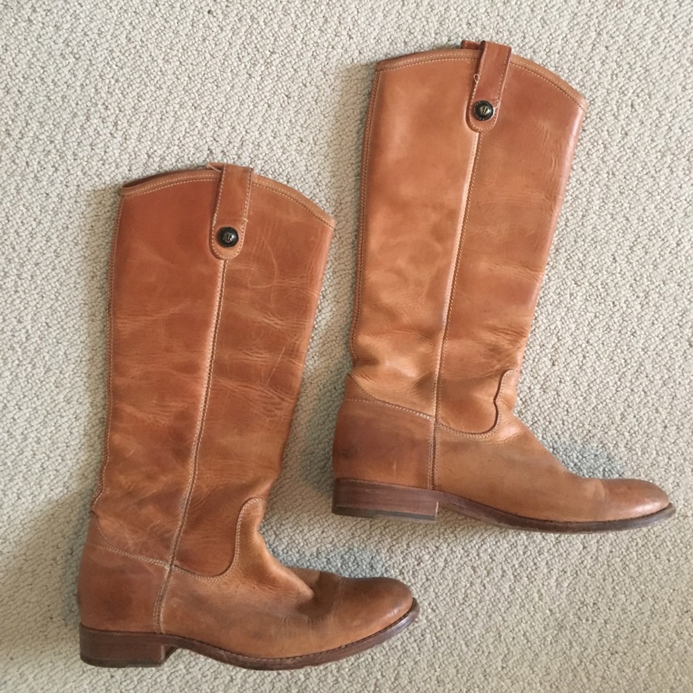 Melissa Button Frye boots