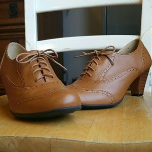 Light Brown Oxford Heels