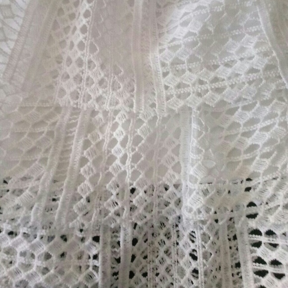 Crochet Crop top - Picture 3 of 4