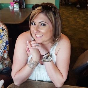 Meet your Posher, Christi