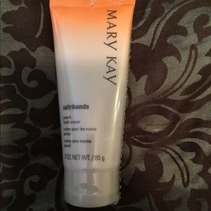 Mary Kay peach hand cream