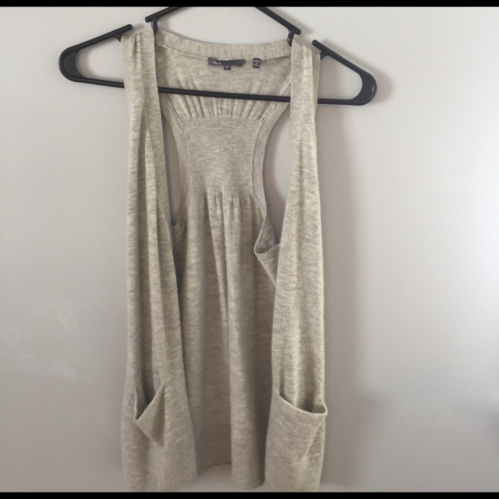 Vince sleeveless sweater. Cashmere