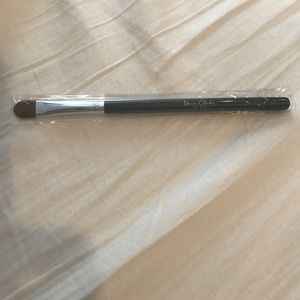 Concealer brush