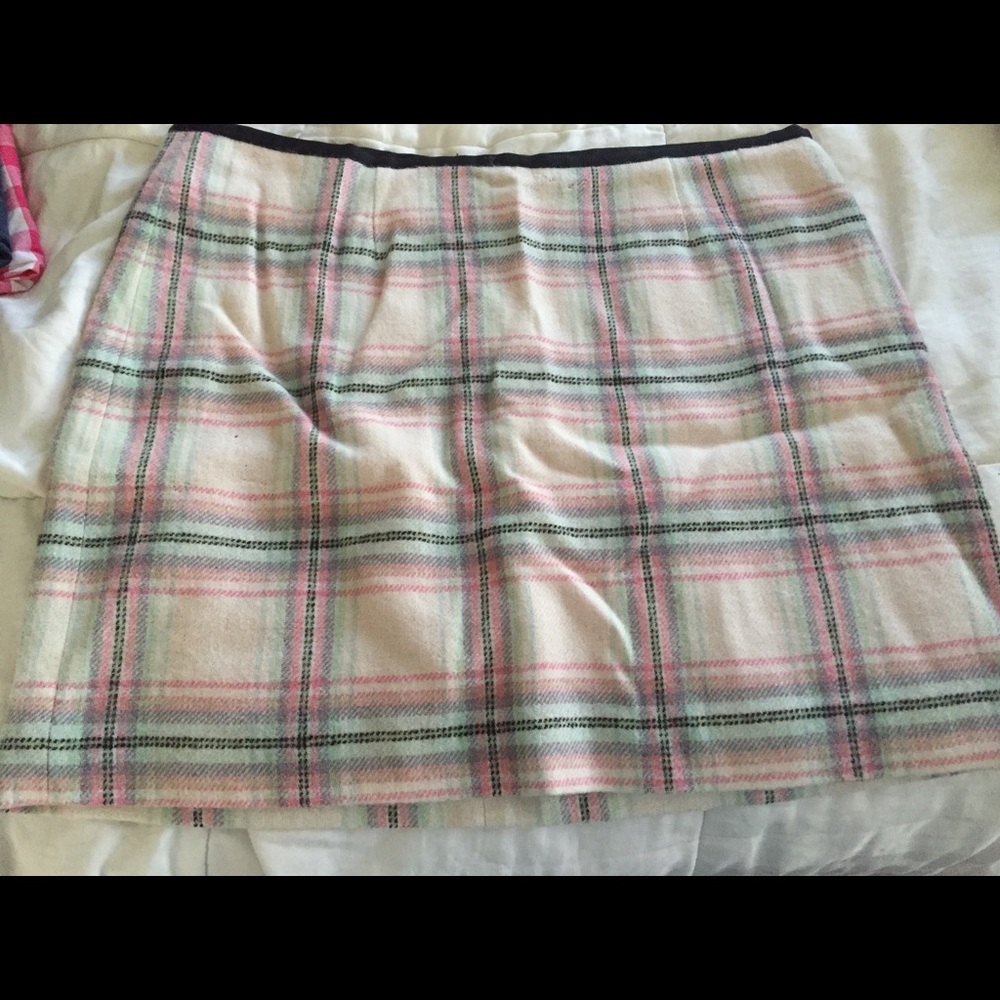 Vineyard vines plaid wool skirt