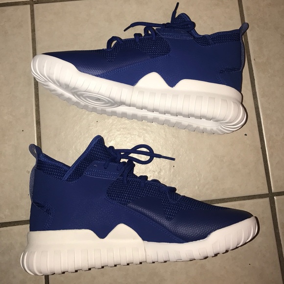 ⭕️SOLD⭕️ ADIDAS TUBULAR x size 12 - Picture 1 of 2