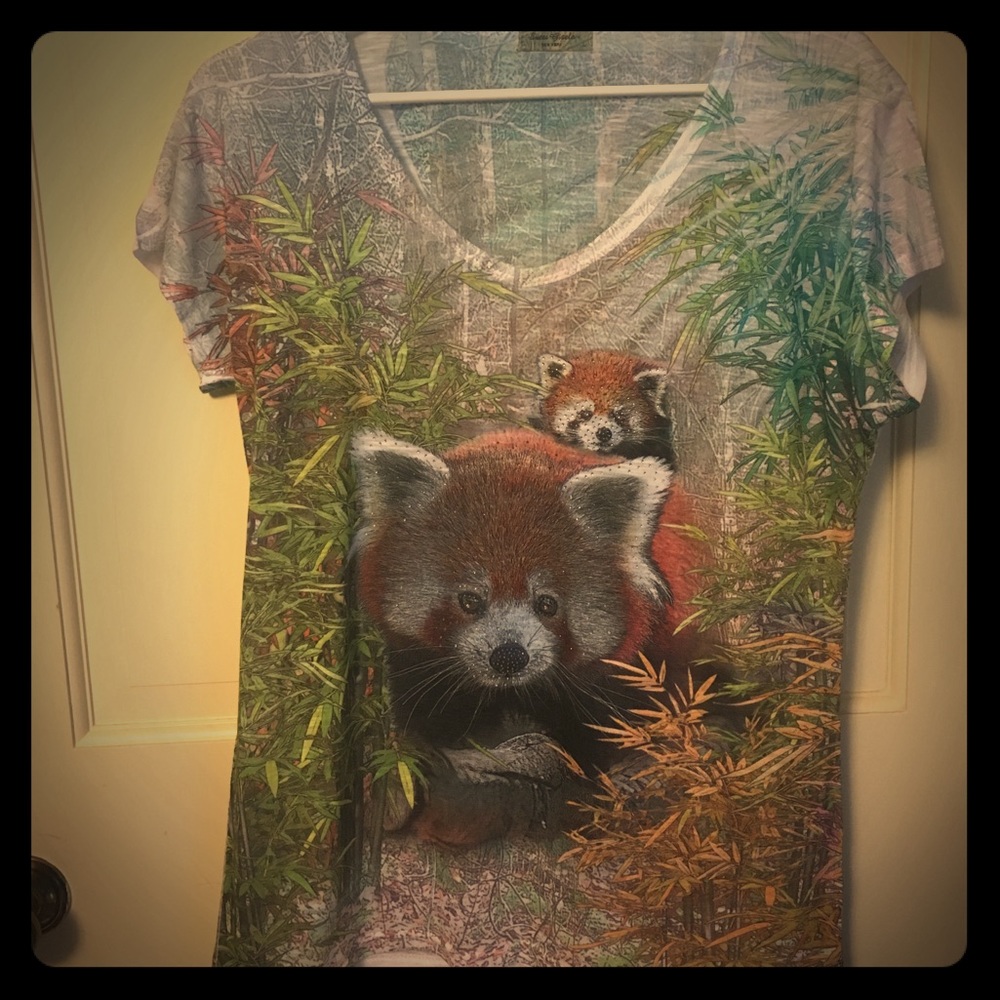 Adorable red panda sequin tee shirt size L