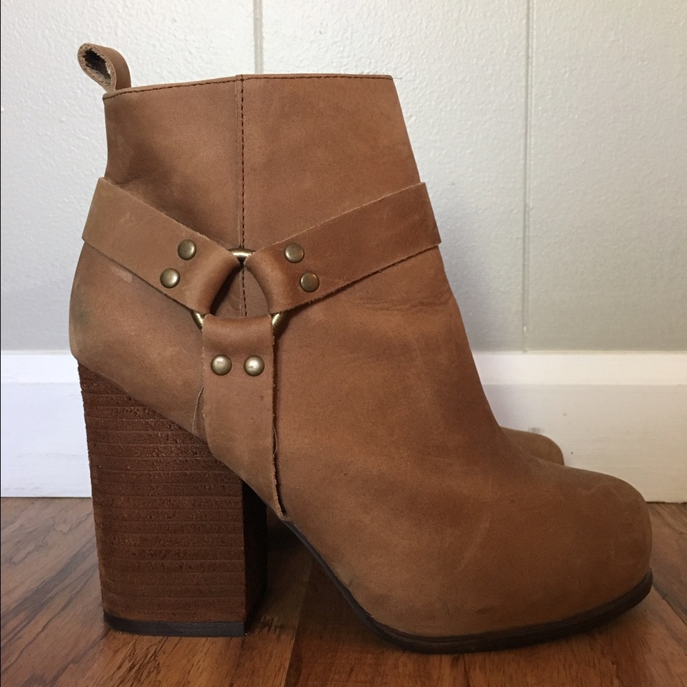 Jeffery Campbell x Nasty Gal - Rum Hrns