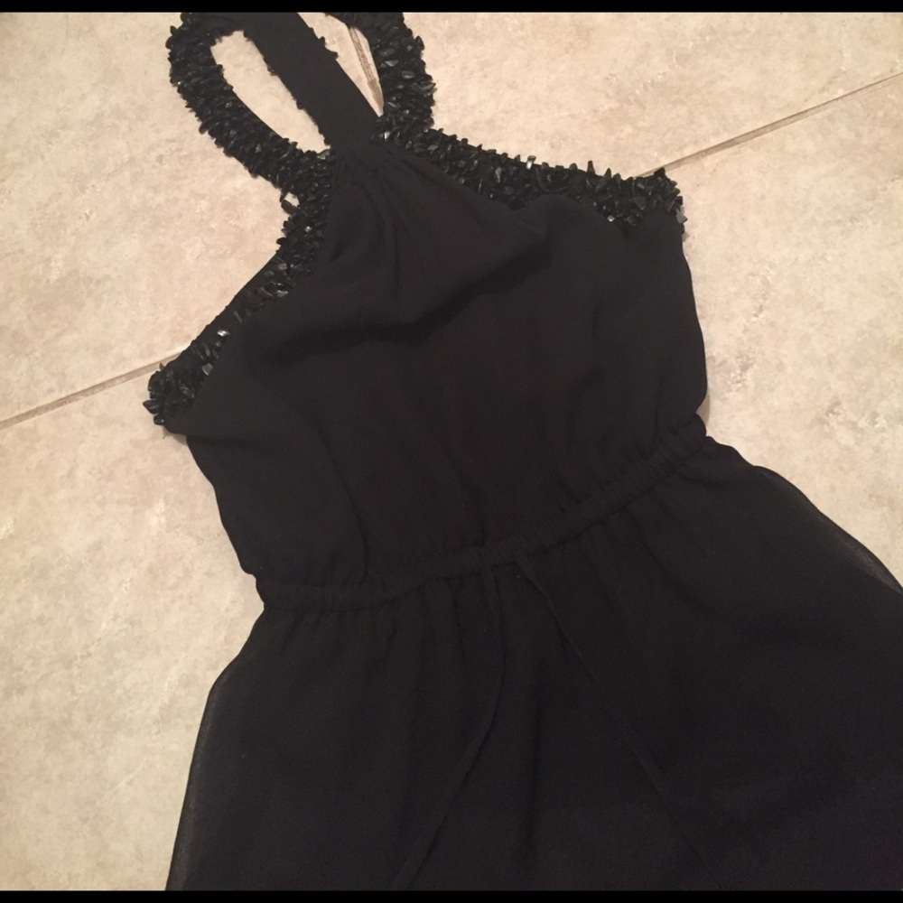 Detailed black dress tank top