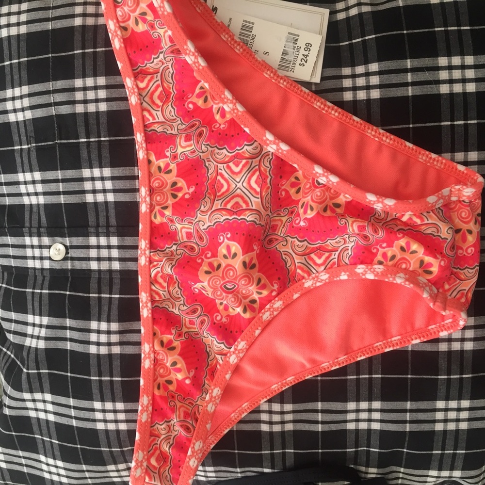 Swim suit bottoms