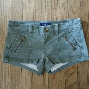 American Eagle Olive Green Camo Shorts