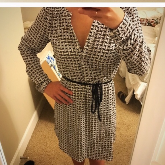 Cute geometric long sleeve dress - Picture 3 of 3