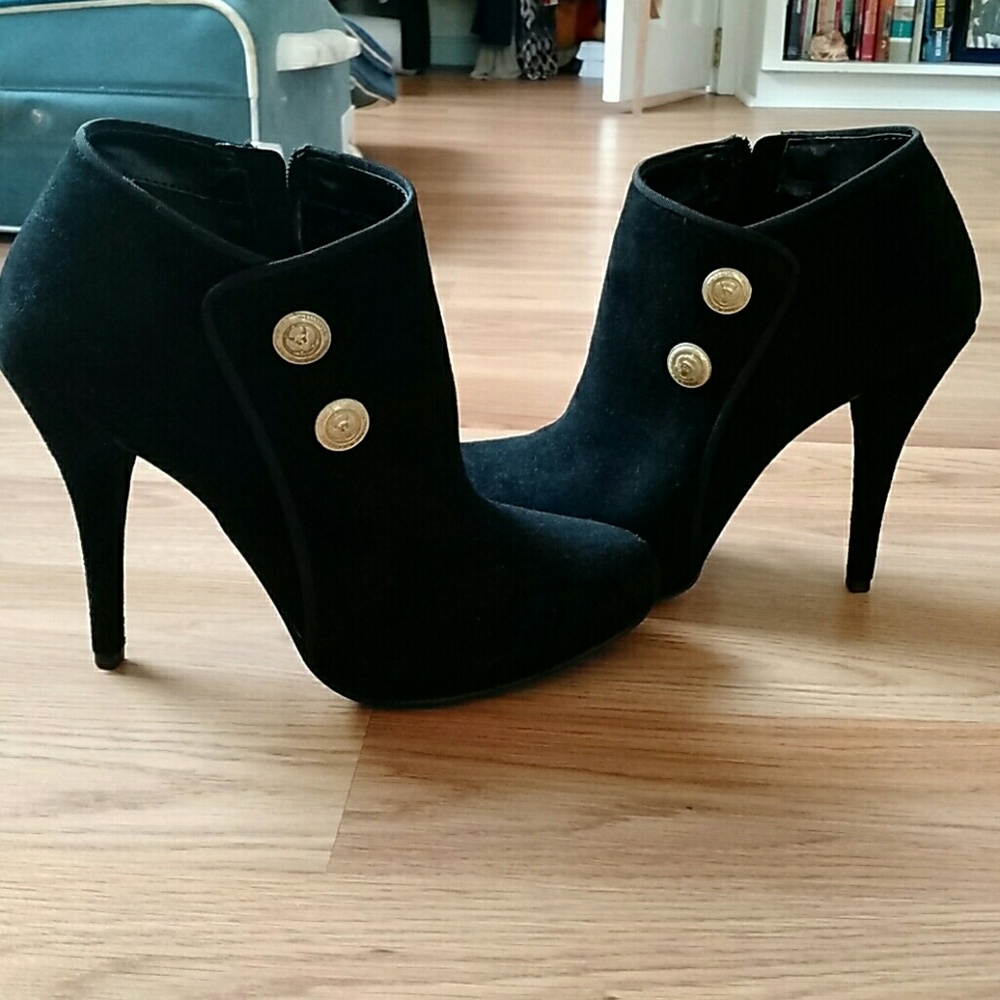 Guess booties