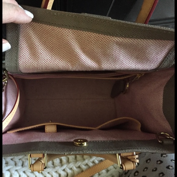 Taupe Dooney & Burke Crossbody - Picture 3 of 4