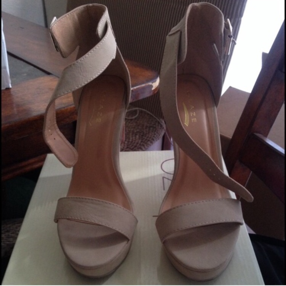 Single strap nude wedges heels sandals