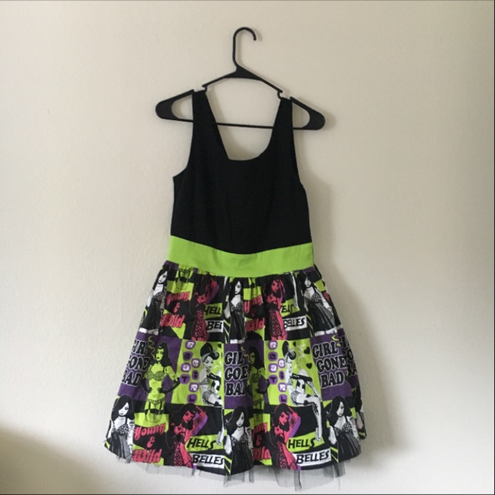 Too fast brand 50s style dress