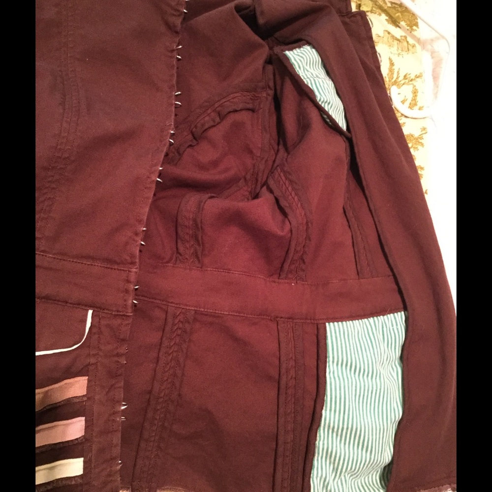 Hazel Small Jacket - Picture 8 of 8