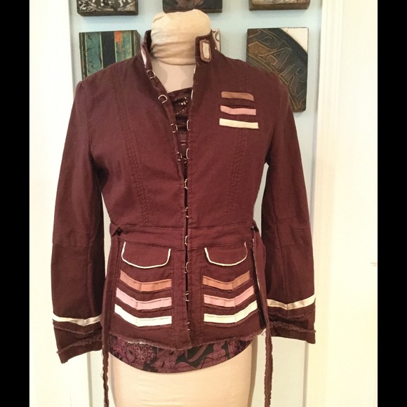 Hazel Small Jacket - Picture 1 of 8