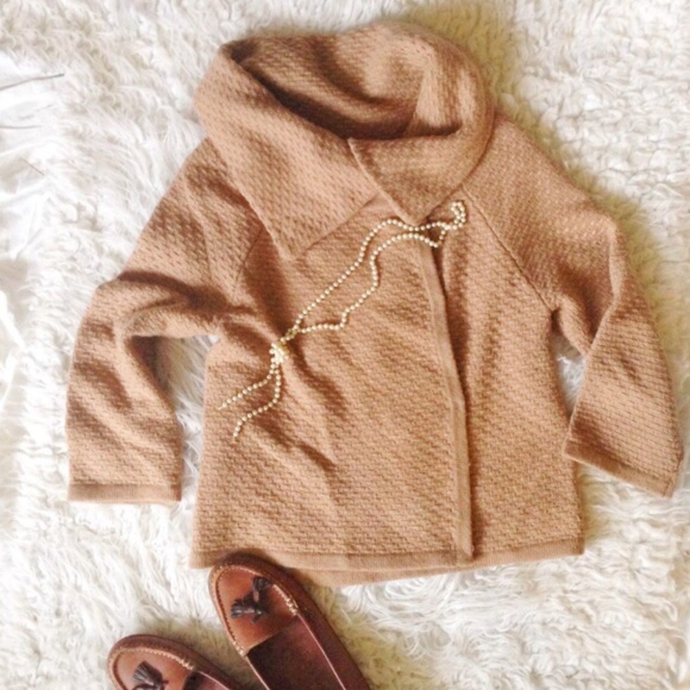 Banana Republic cashmere blend sweater/jacket
