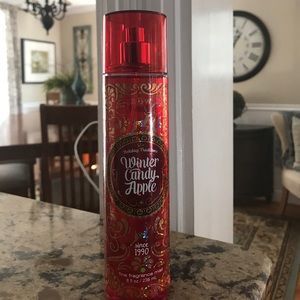 Winter candy apple spray