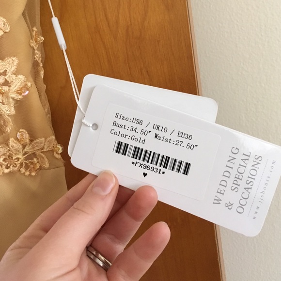 Ball gown - Picture 3 of 7