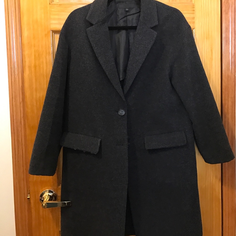 UNIQLO Grey Coat - Picture 2 of 3