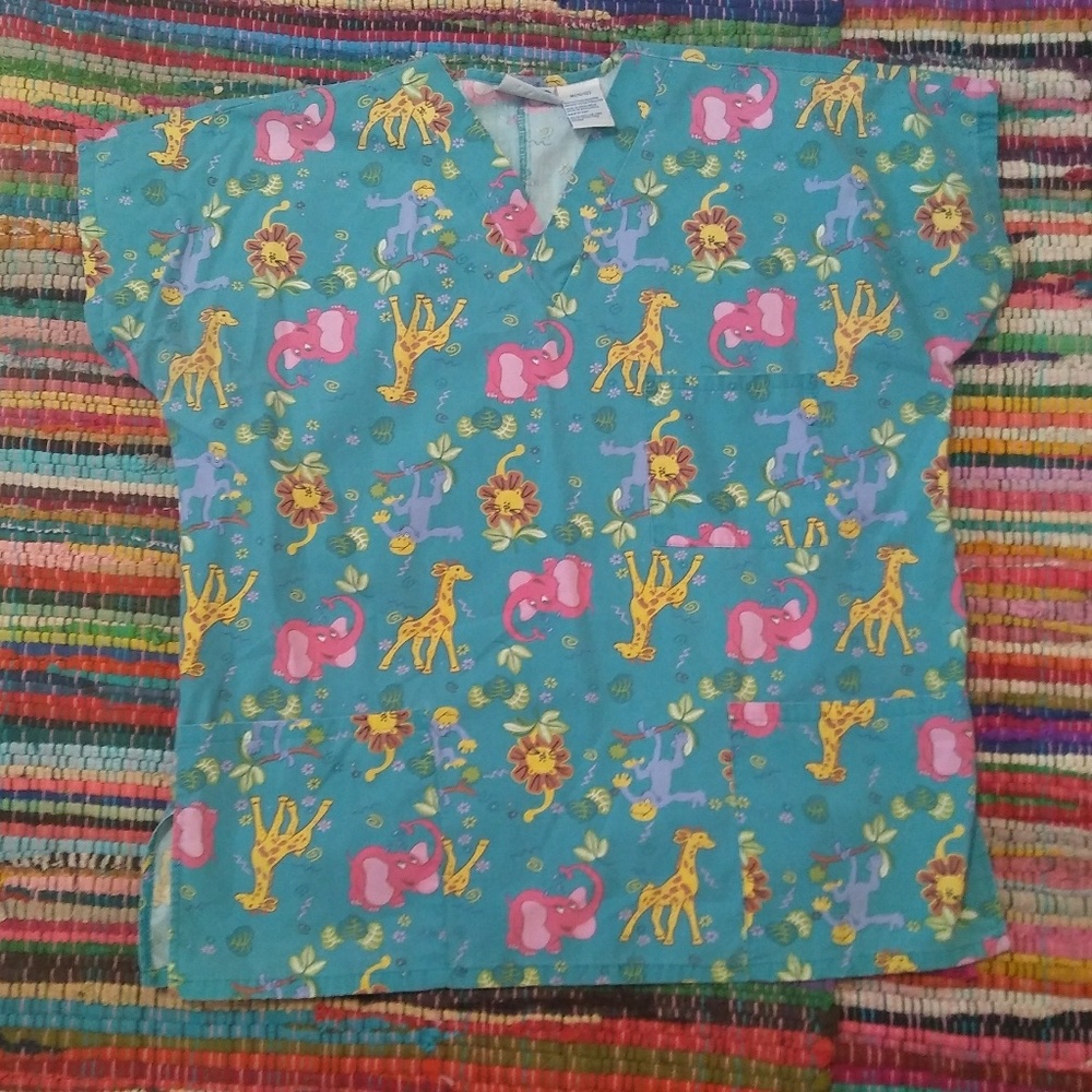 Ladie's Scrub Top.