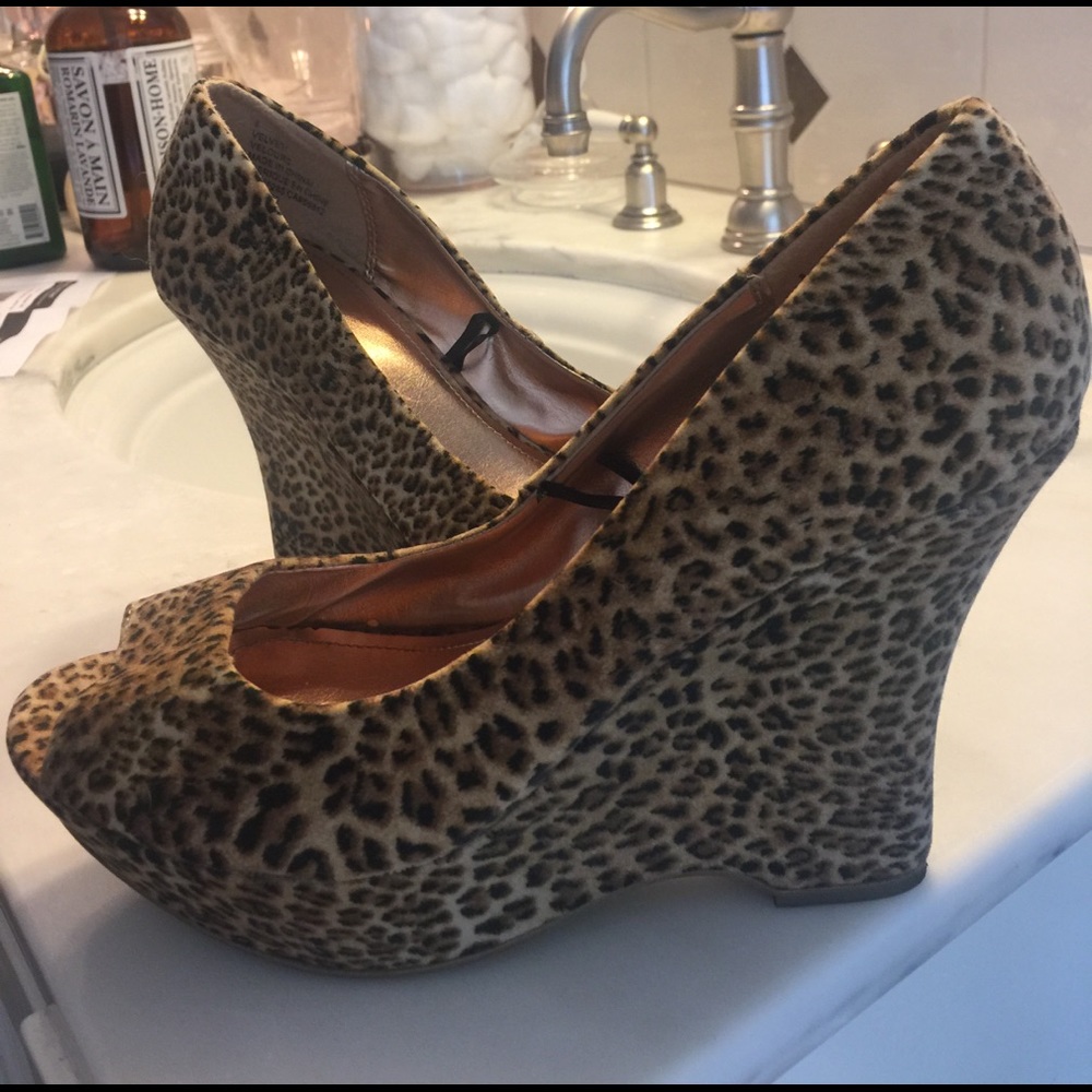 Leopard skin wedges