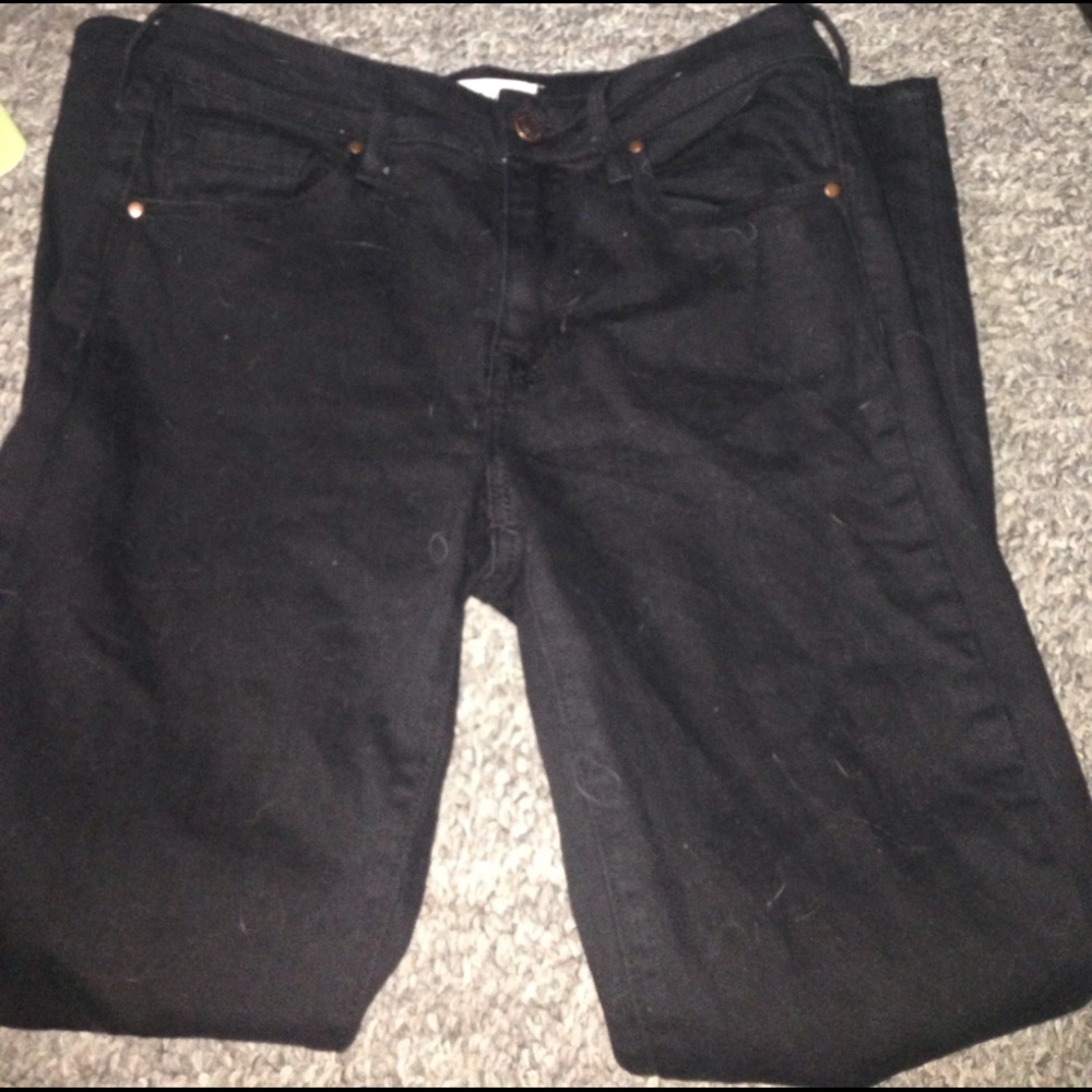 Black High Waisted Ankle Cut Jeans