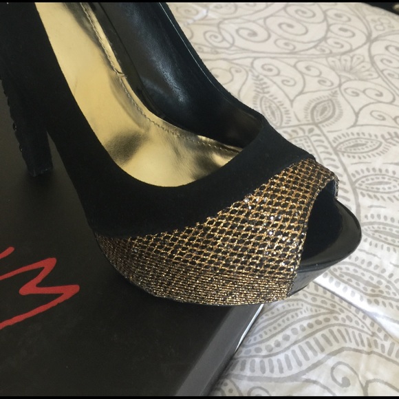 Wild pair open toe heels - Picture 4 of 5