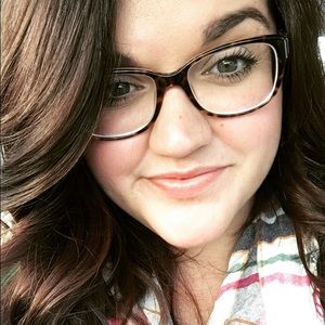 Meet your Posher, Tori