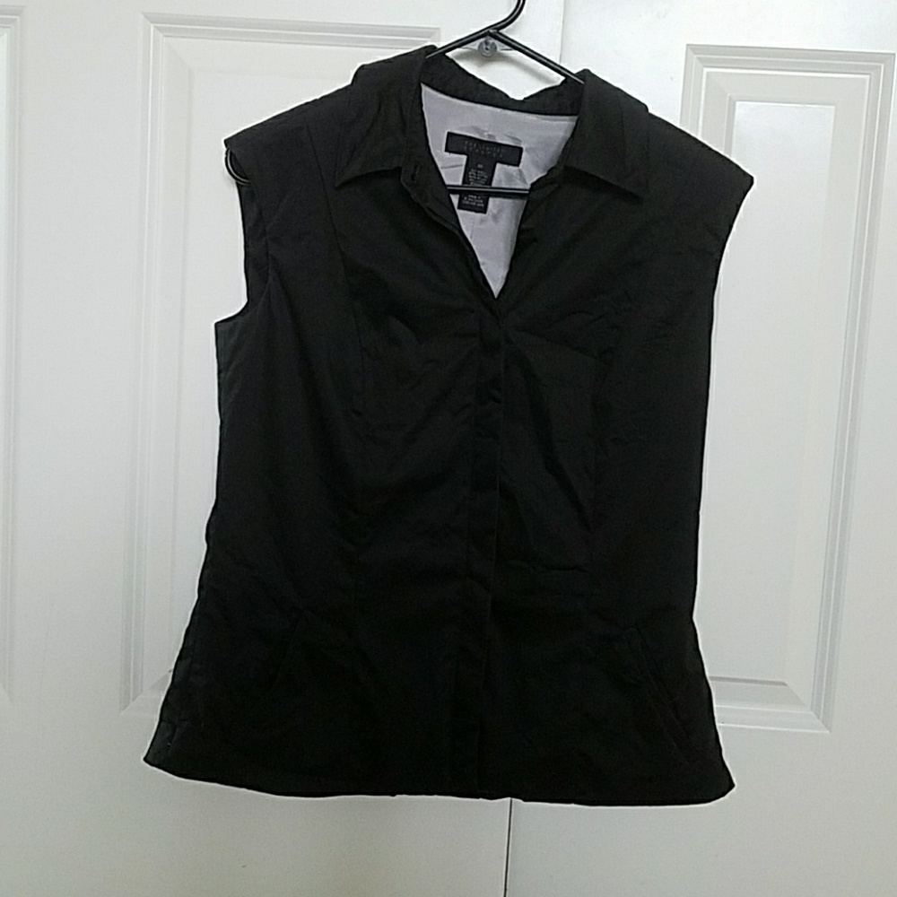Limited stretch vest