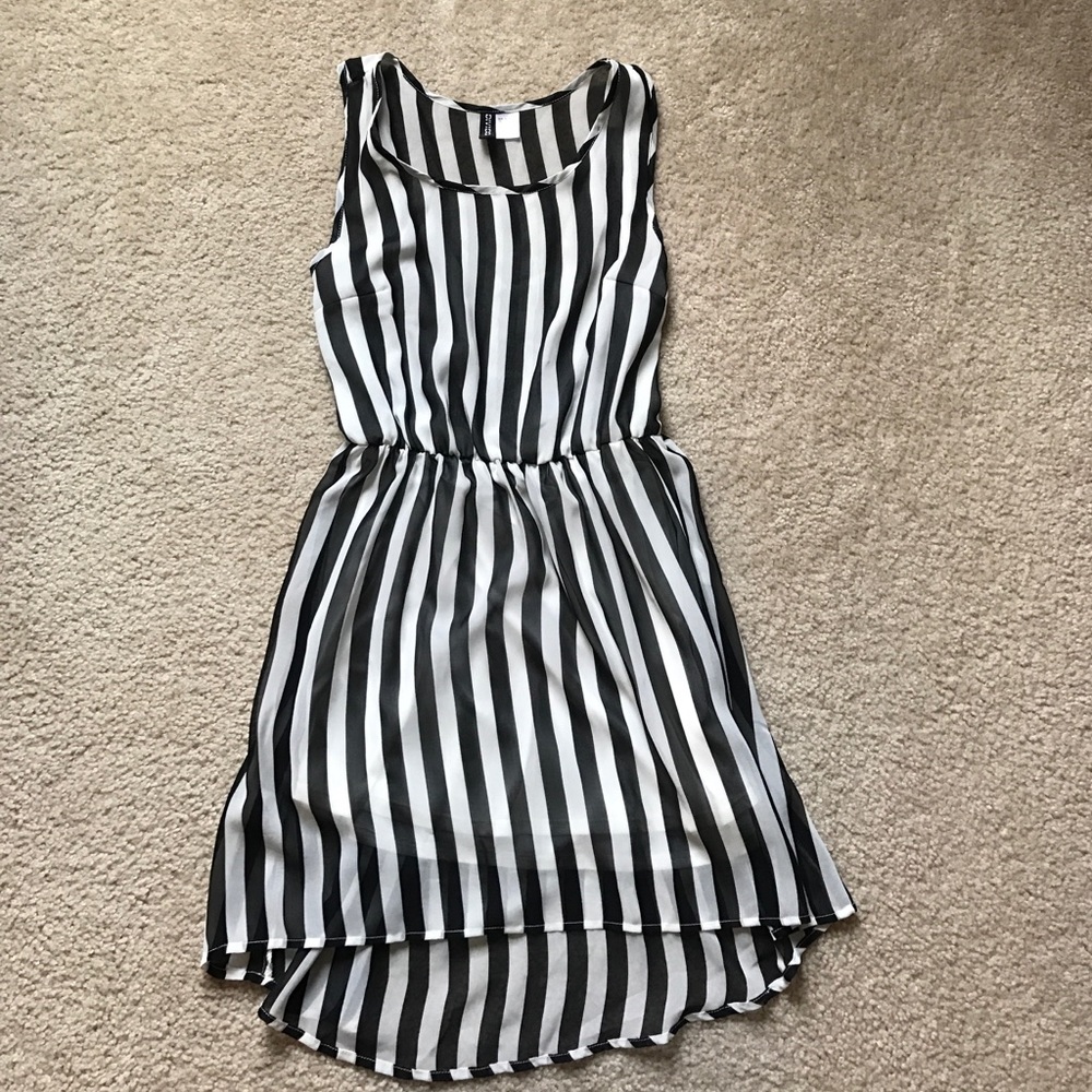 Black and white stripped dress