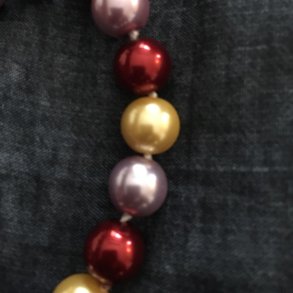 Gold,Lavender,and Burgundy pearl bracelet - Picture 3 of 3