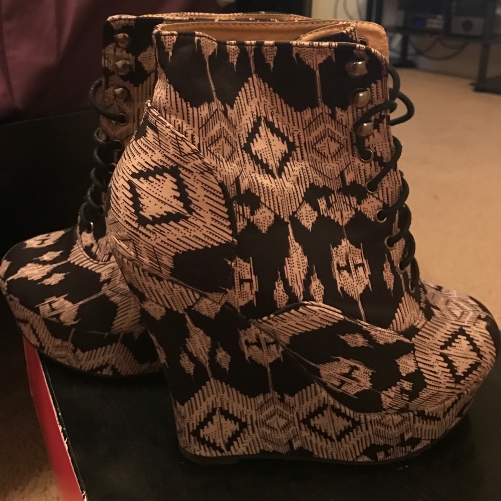 Wedged heels