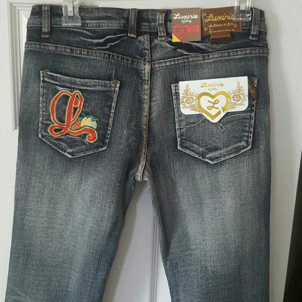 Luxirie - women's jeans / worn blue NWT
