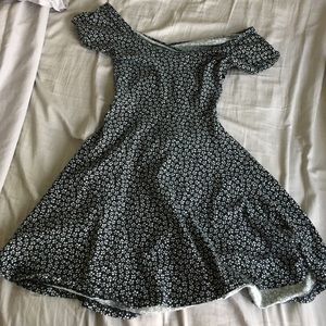 Brandy Melville flower cross back dress