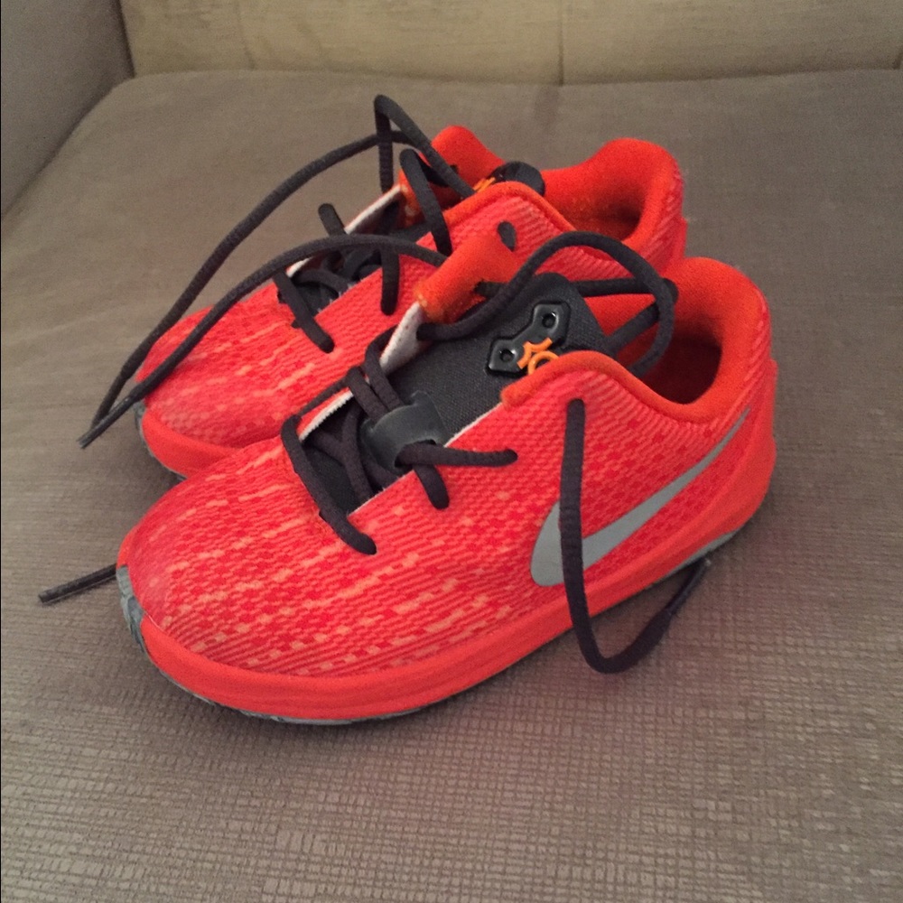 Toddler Nike - 7c - orange and grey