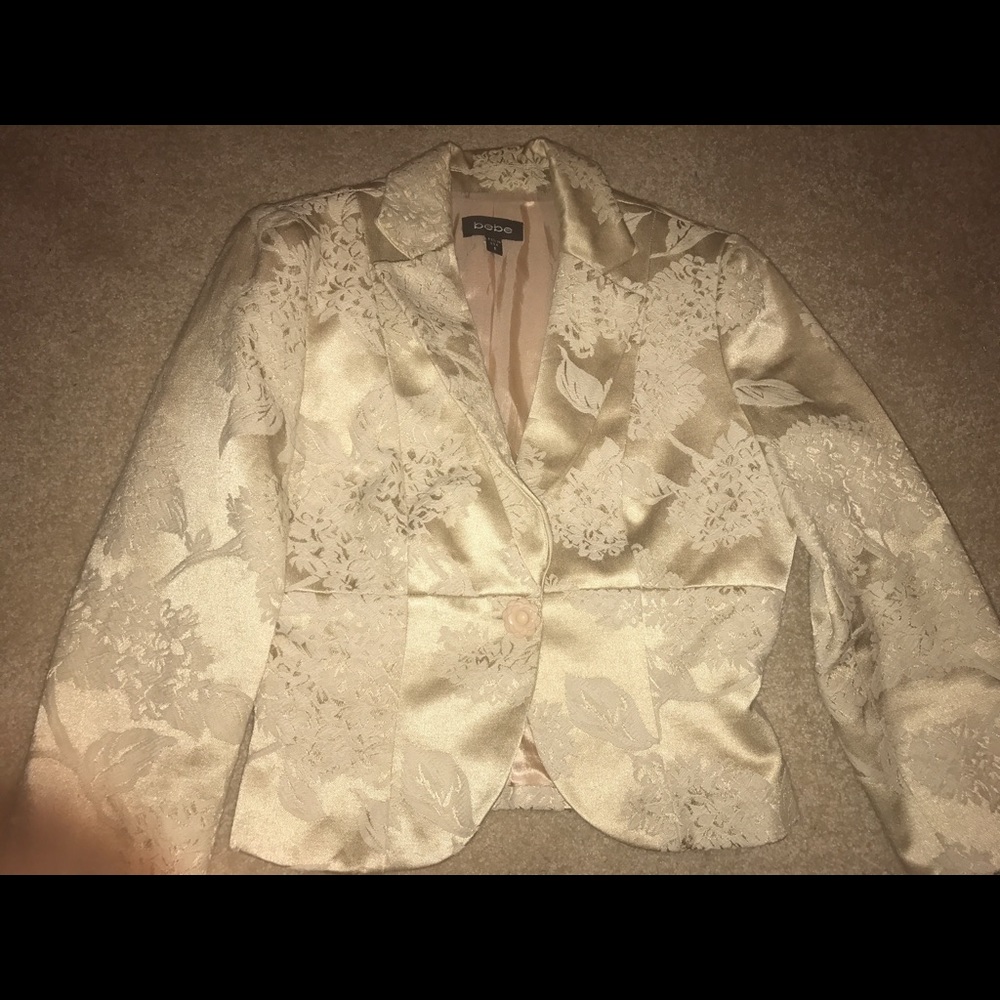 Bebe blazer like new worn with care