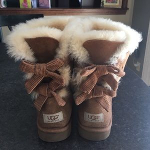 Bow Tie Uggs