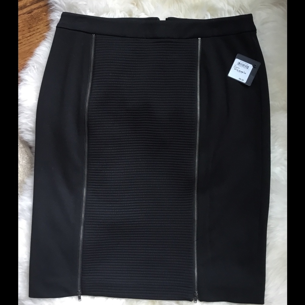 NWT Halogen Pencil Skirt with zipper detail Size 8