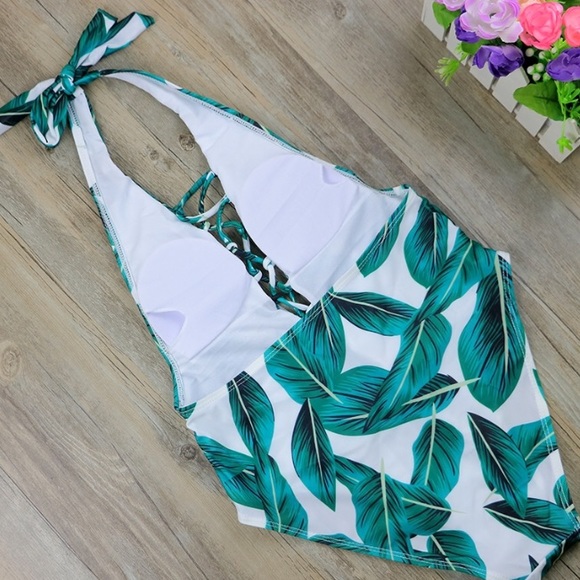 Banana Leaf Lace Up One Piece - Picture 3 of 4