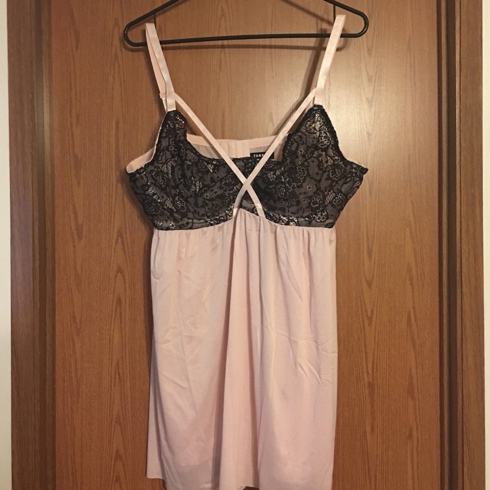 Pink lingerie-Torrid