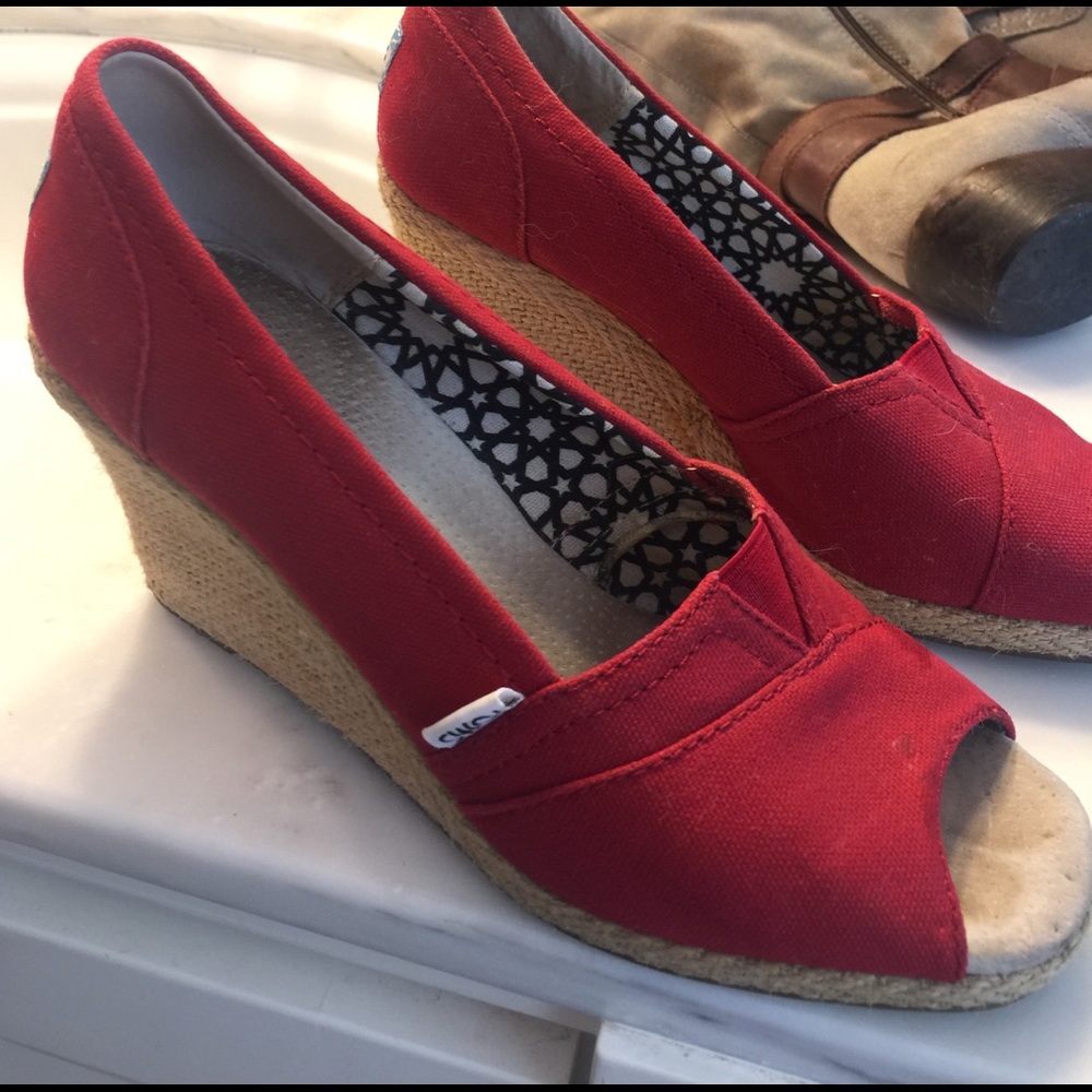 Tom's wedges
