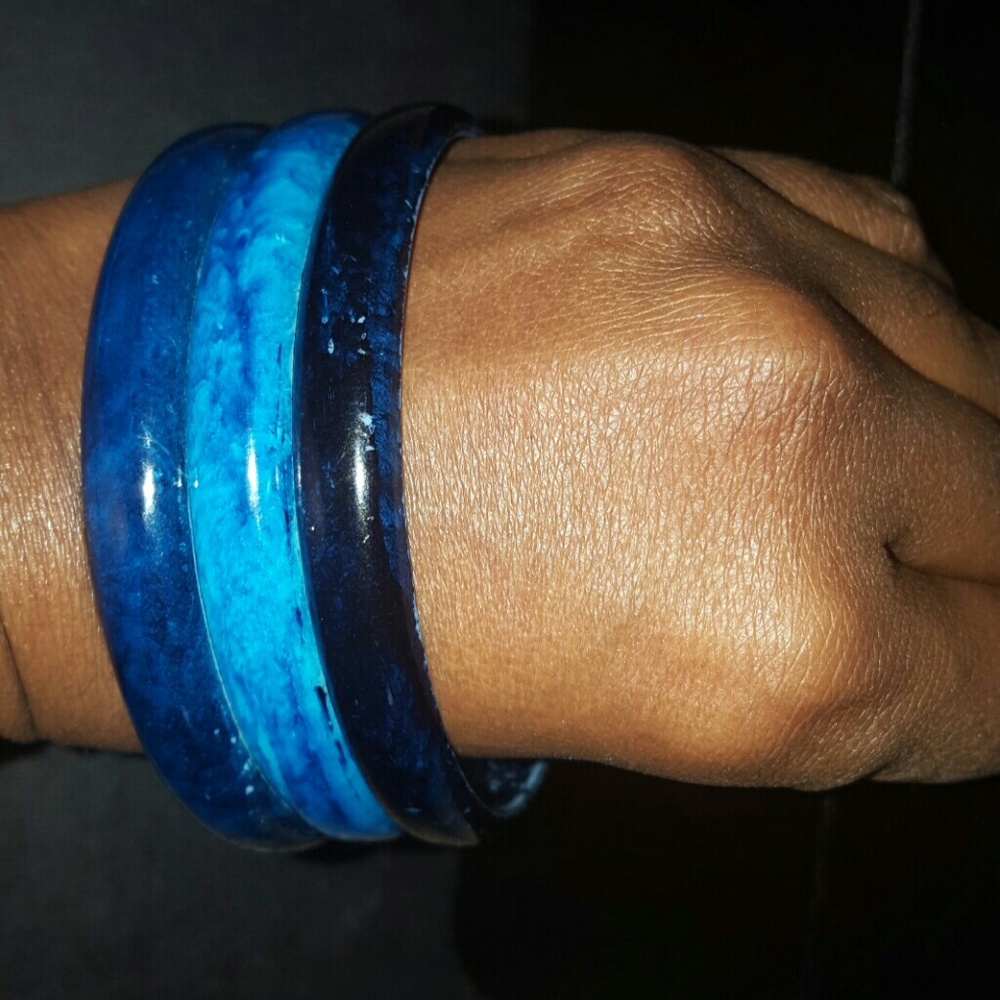 Blue bangles - Picture 2 of 2