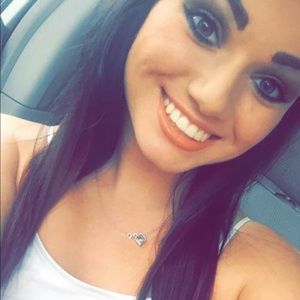 Meet your Posher, Savannah